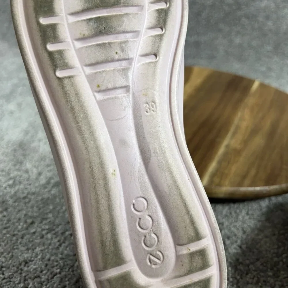 ECCO Flexure T-Cap Low Woman’s Size 39 White Rose Pink Leather Shoes No Insoles